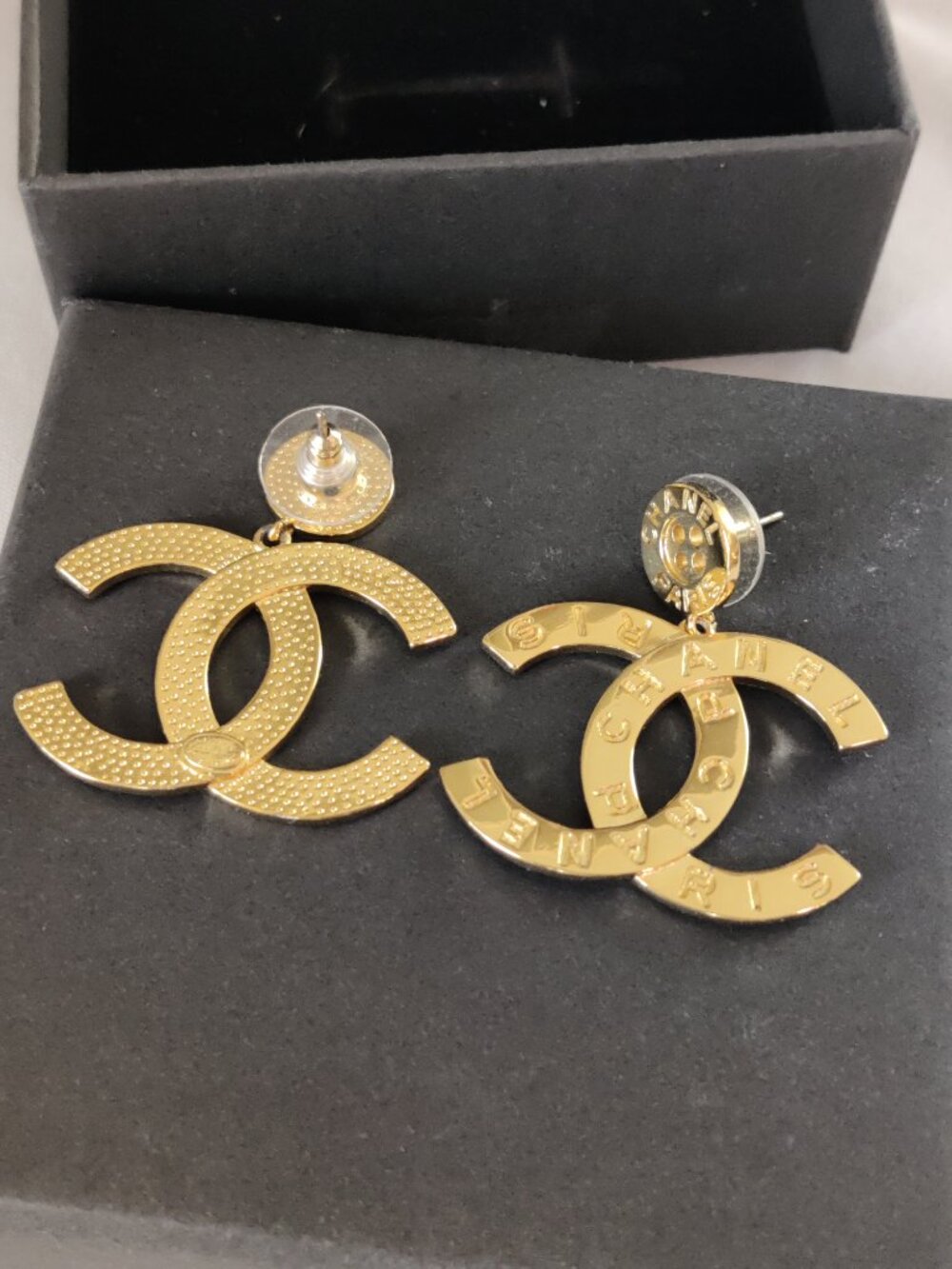 NEW Gold Tone Hi-Polished Button-Dangle Letters Runway Earrings - Picture 4 of 6